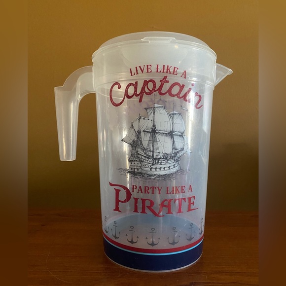 Live like a captain, party like a pirate plastic ice tea pitcher - Picture 3 of 9